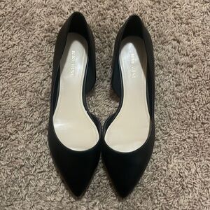 Nine West Black Pointed Toe Heels